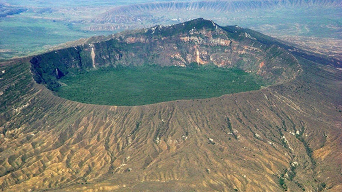 Mount Longonot volcanic crater hike Rift Valley Kenya landscape